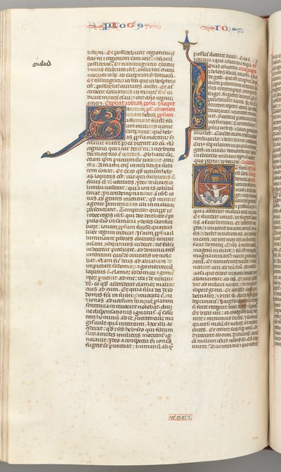 Fol. 357v, Jonah, historisk initial E, Jonas uppslukt av valen, en muromgärdad stad ovanför, ca. 1275- av Unbekannt