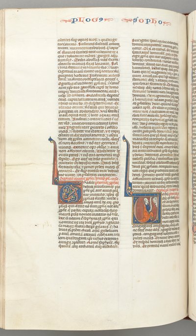 Fol. 362v, Sefanja, historisk initial V, Sefanja knäböjer med en bokrulle, byst av Gud..., ca. 12 av Unbekannt