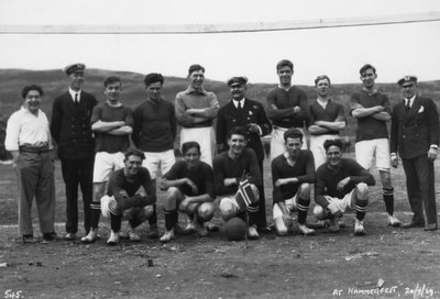 Fotbollslag, Hammerfest, Nordnorge, 20 juli 1929 av Unbekannt