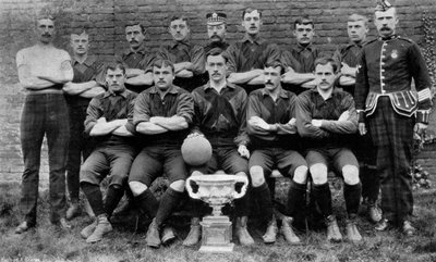 Fotbollslag i 1:a Royal Scots Lothian Regiment, 1896 av Unbekannt