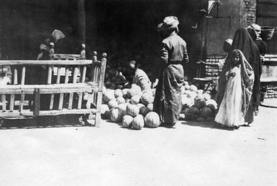 Fruktstånd, Bagdad, Mesopotamien, första världskriget, 1918 av Unbekannt