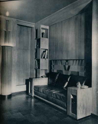 Möbler och inredning av ett privat kontor. Designad av Joseph Sinel, 1930 av Unbekannt