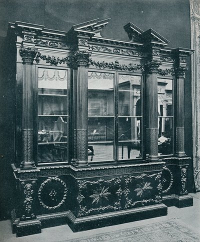 Georgian Cabinet, återgiven med tillstånd av H.R.H. Prinsessan av Wales, 1908. av Unbekannt