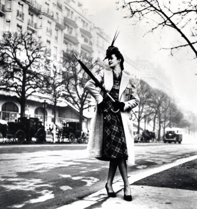 Germaine Leconte, Paris, februari 1942 av Unbekannt