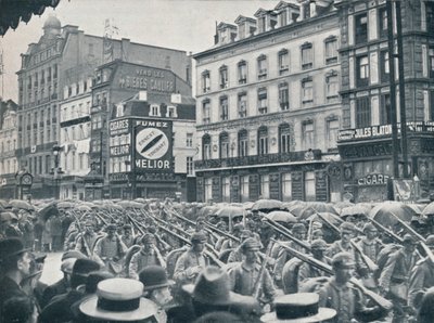 Tyskt infanteri går in i Bryssel i regnet, 1914 av Unbekannt