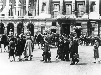 Tyska trupper i ockuperade Paris, juni 1940 av Unbekannt