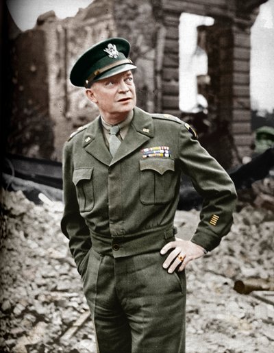 Han ledde våra befriande arméer till seger, 1945 av Unbekannt