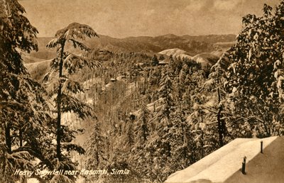 Kraftigt snöfall nära Kasumpti, Shimla, c1918-c1939. av Unbekannt