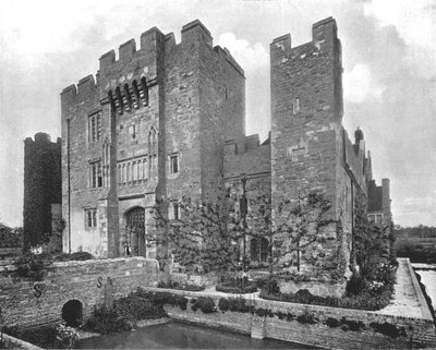 Hever Castle, Kent, 1894. av Unbekannt