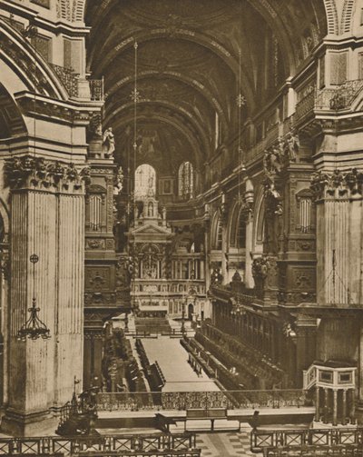 St. Pauls högaltare sett ner i körens långa utsikt, c1935. av Unbekannt