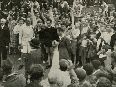 Hans Majestät vid His Boys Camp i Southwold, 1937. av Unbekannt