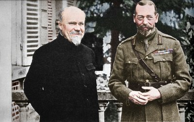 Hans Majestät med president Poincare vid det brittiska generalhögkvarteret i Frankrike, c1916, 1935. av Unbekannt