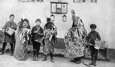 Hobbyhäst, första maj-ceremonier, Somerset, c1922 av Unbekannt