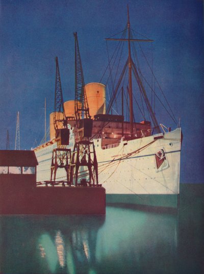 Upplyst av strålkastare framhävs det distinkta utseendet hos Empress of Britain, 19 av Unbekannt