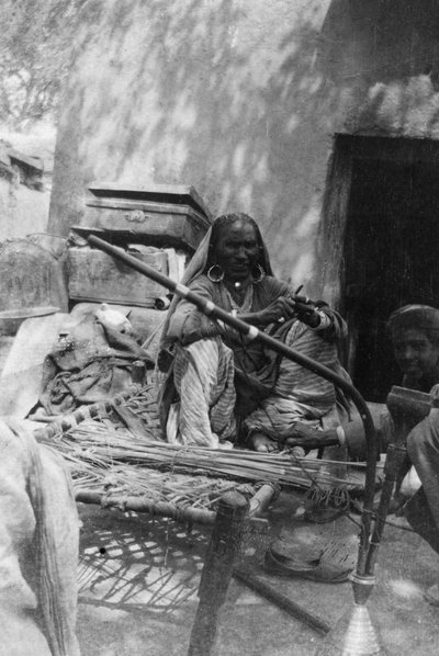 Indisk kvinna av den lägsta kasten, Howshera, 1917 av Unbekannt