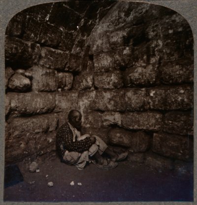 Interiör av Lazarus grav, c1900 av Unbekannt