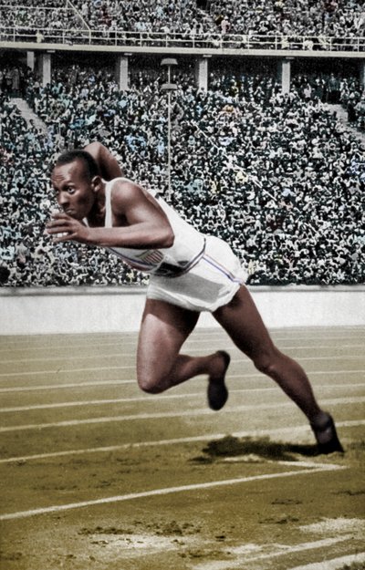Jesse Owens i början av 200 meter vid de olympiska spelen i Berlin 1936 av Unbekannt