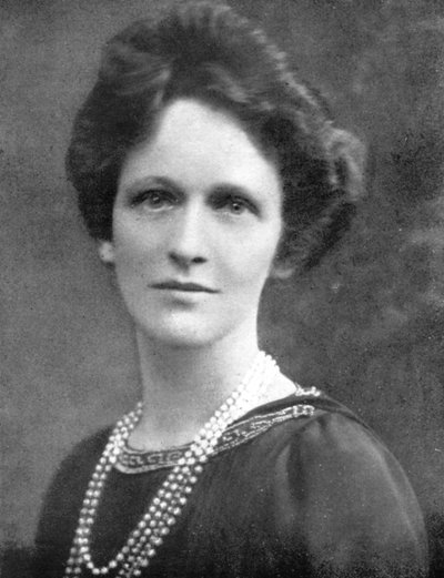 Lady Astor 1879-1964, amerikanskfödd brittisk politiker, 1926 av Unbekannt