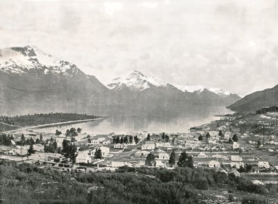 Lake Wakatipu och bergen, Queenstown, Nya Zeeland, 1895. av Unbekannt