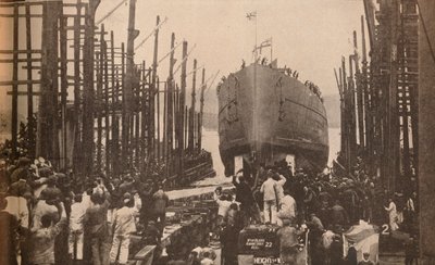 Lansering av H.M.S. Lejon i augusti 1910, c1910, 1935 av Unbekannt
