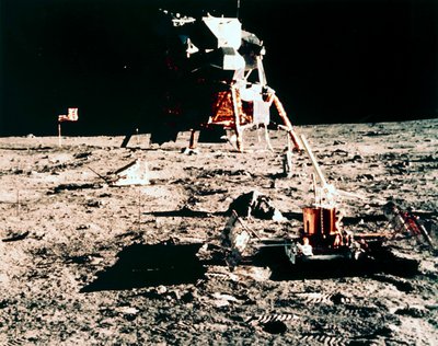 Bemannad rymdflygning, USA, Apollo 11 Apollo 11 månexperiment av Unbekannt