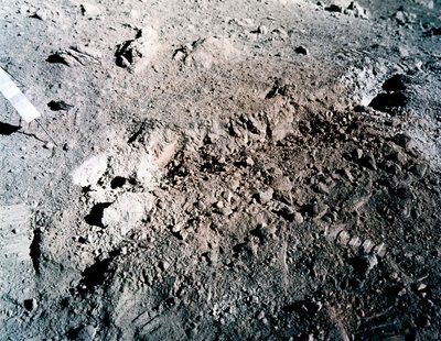 Bemannad rymdflygning, USA, Apollo 17 Orange jord på månen av Unbekannt