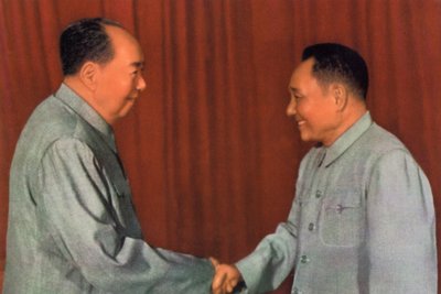 Mao Zedong och Deng Xiaoping, kinesiska kommunistledare, c1960-talet av Unbekannt