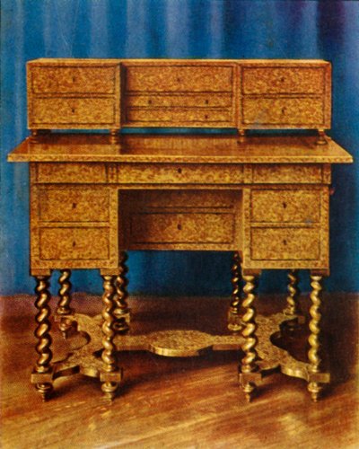 Marquetry Writing Table of King William III, 1938. av Unbekannt