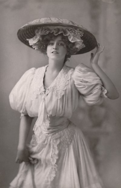 Miss Gabrielle Ray, 1883-1973, c1930. av Unbekannt