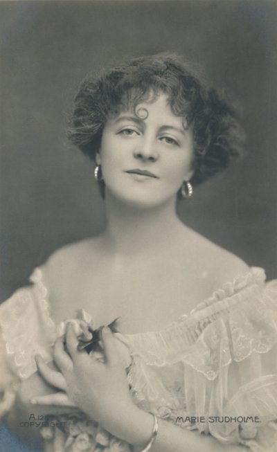 Fröken Marie Studholme, 1872-1930, c1930. av Unbekannt
