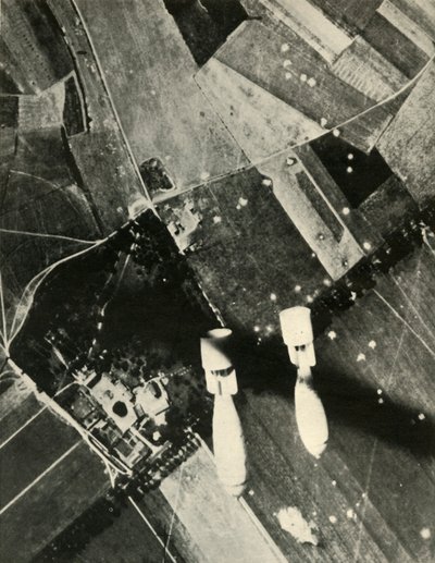 Fler brittiska bomber på en fiendehållen flygplats, 1939-1940, 1941. av Unbekannt