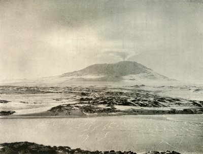 Mount Erebus i utbrott den 14 juni 1908, 1909 av Unbekannt
