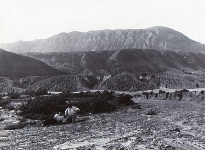 Mount Tarawera, sent 1800-tidigt 1900-tal. av Unbekannt
