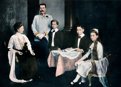 Mördade ärkehertig Francis Ferdinand med sin fru och barn, c1910 av Unbekannt