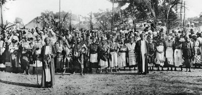 Infödda dansare i Mombasa, 1924-1925, 1937 av Unbekannt
