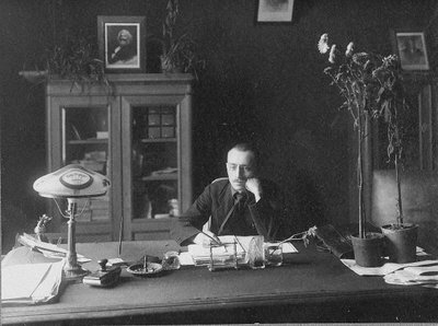 Nikolai Alexandrovich Milyutin 1889-1942 av Unbekannt