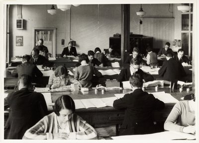 Kontorsarbetare, c 1930 av Unbekannt