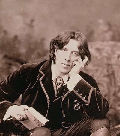 Oscar Wilde, irländsk född dramatiker och kvickhet, 1882 av Unbekannt