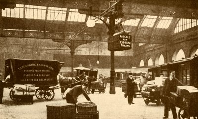 Overhead elektrisk paketbärare, Victoria Station, Manchester, 1930. av Unbekannt