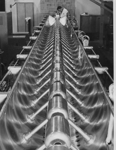 Partikelaccelerator, Cern, Genève, 1900-talet av Unbekannt