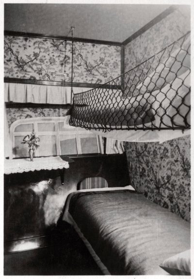 Passagerarhytt på natten, LZ 127 Graf Zeppelin, 1933 av Unbekannt