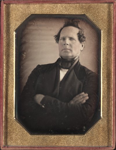 Porträtt av man som lutar sig bort från kameran, sent 1840-tal. av Unbekannt