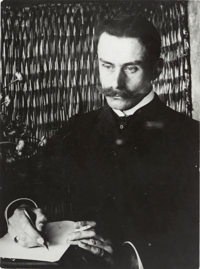 Porträtt av Thomas Mann 1875-1955, ca 1900. av Unbekannt