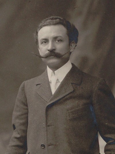 Porträtt av kompositören Xavier Leroux 1863-1919, ca. 1910. av Unbekannt
