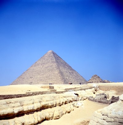 Pyramid i Giza, Egypten, Gamla kungariket, c2500-talet f.Kr av Unbekannt