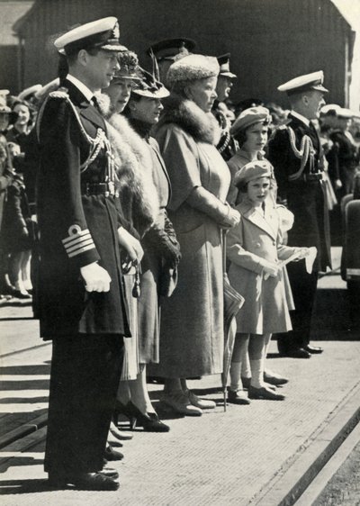 Queen Mary ger sig av för att besöka Kanada, 1939, 1951. av Unbekannt