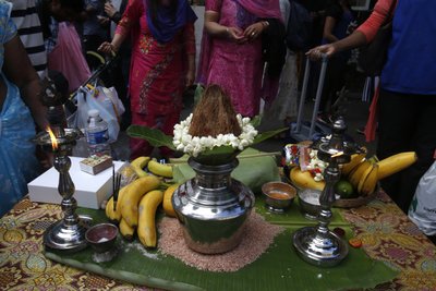 Rath Yatra vagnfestival i Paris. Erbjudanden. Frankrike av Unbekannt