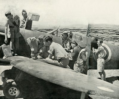 Tankning och återupprustning av Spitfire-jaktare, Malta, andra världskriget, 1942 1944. av Unbekannt