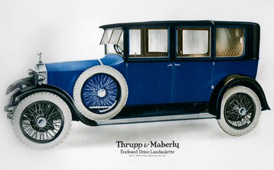 Rolls-Royce innesluten drive landaulett med skiljevägg bakom föraren, c1910-1929 av Unbekannt