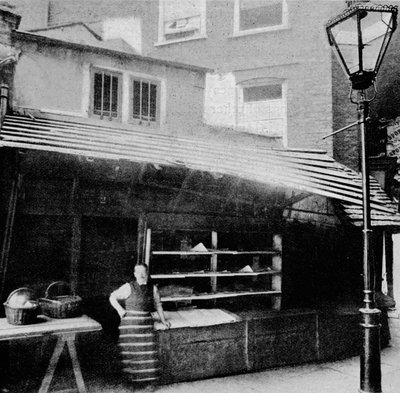 Butik och solenergi, Clare Market, London, sedan revet, 1895 1904 av Unbekannt